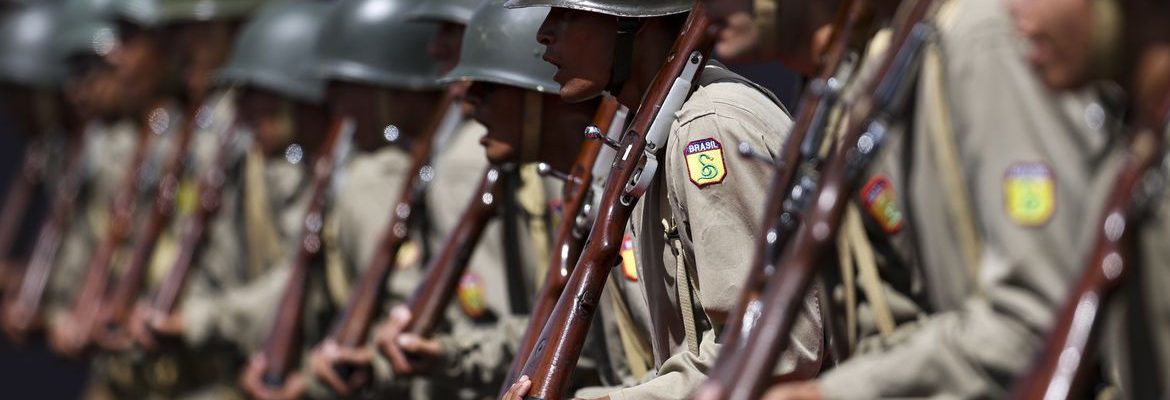 Analistas criticam impunidade de militares na história do país