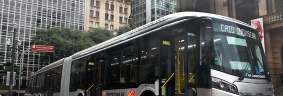 Tarifa de ônibus em São Paulo sobe para R$ 5