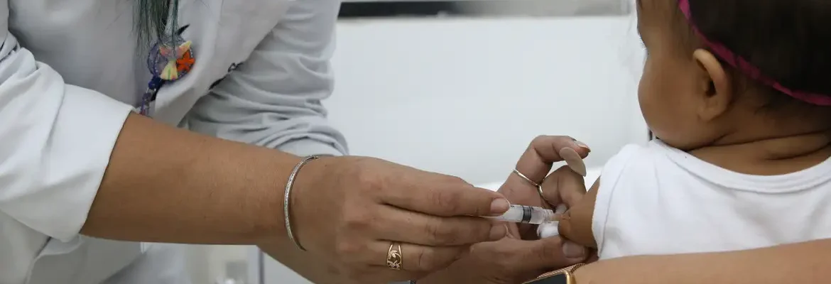 Sem gotinha: entenda como fica novo esquema vacinal contra a pólio