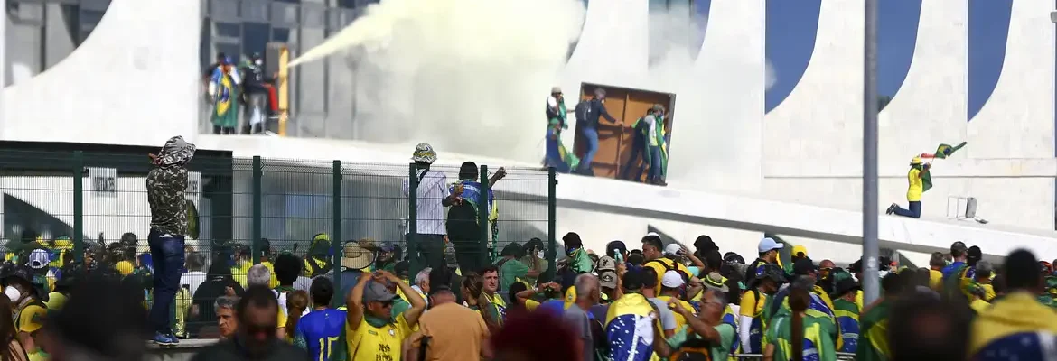 Políticos e jornalistas revivem 8 de janeiro: dia entrou para história