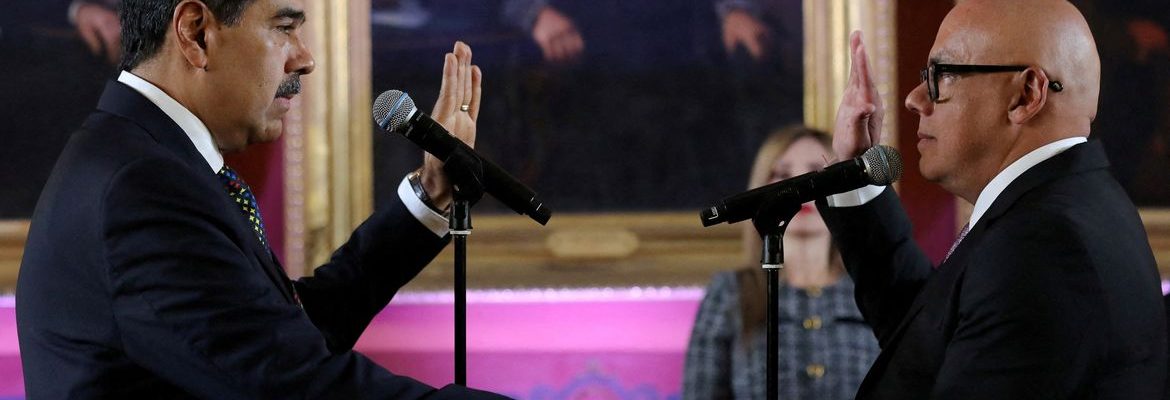 Maduro: “esta posse venezuelana constitucional não puderam impedir”