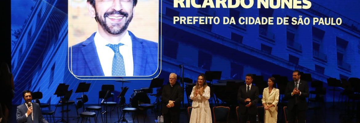 Prefeito e vereadores eleitos tomam posse em São Paulo