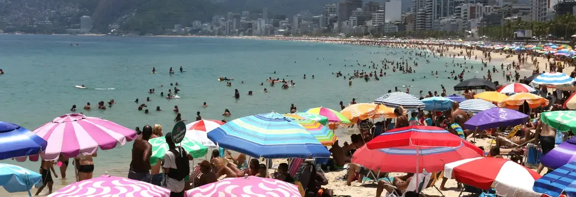 Pré-carnaval de dois meses pode aumentar faturamento de setores