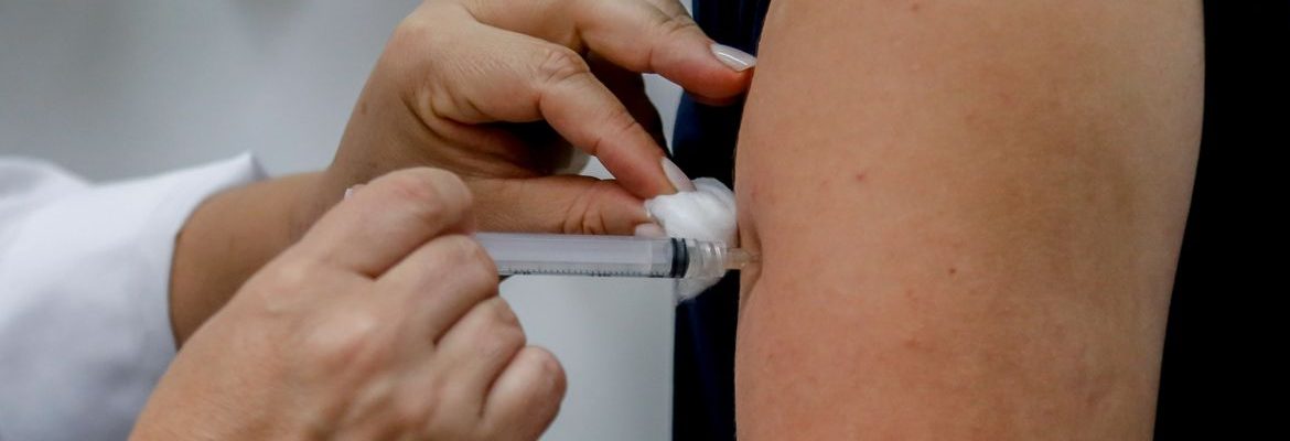 DF não vai ampliar faixa etária para vacinação contra a dengue
